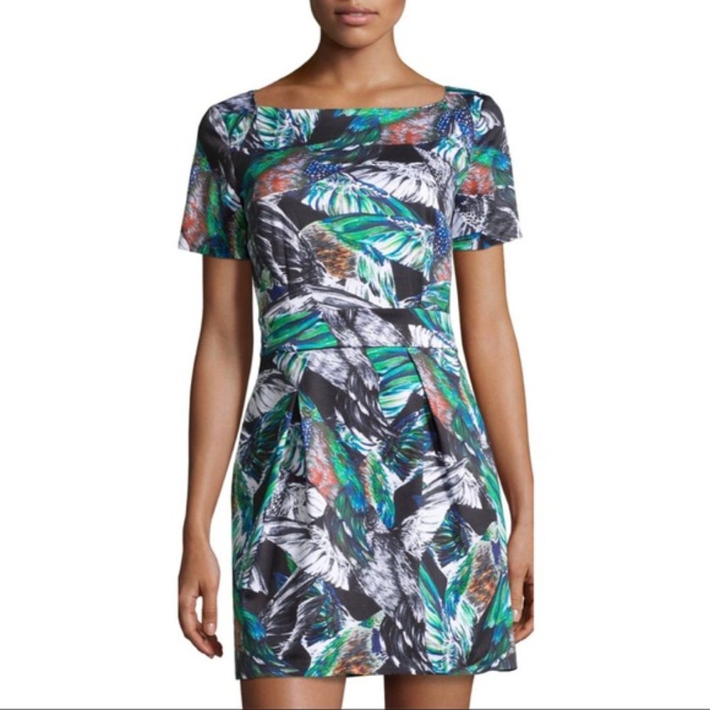French‎ Connection Spring Chic Tropical Feather Print Sheath Mini Dress Green
